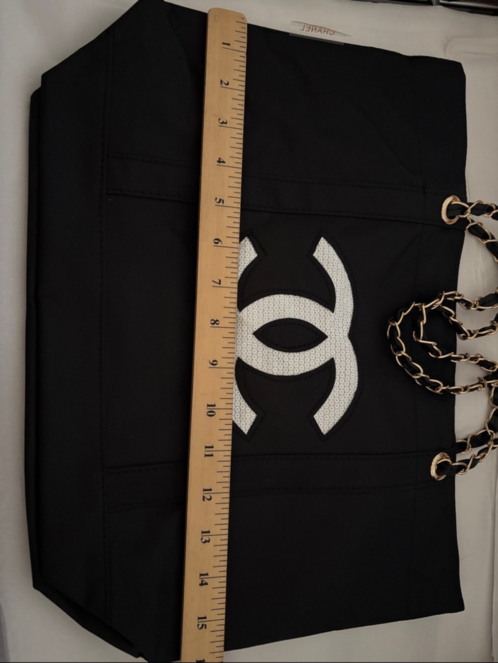 CHANEL VIP Tote Bag - Picture 6 of 8